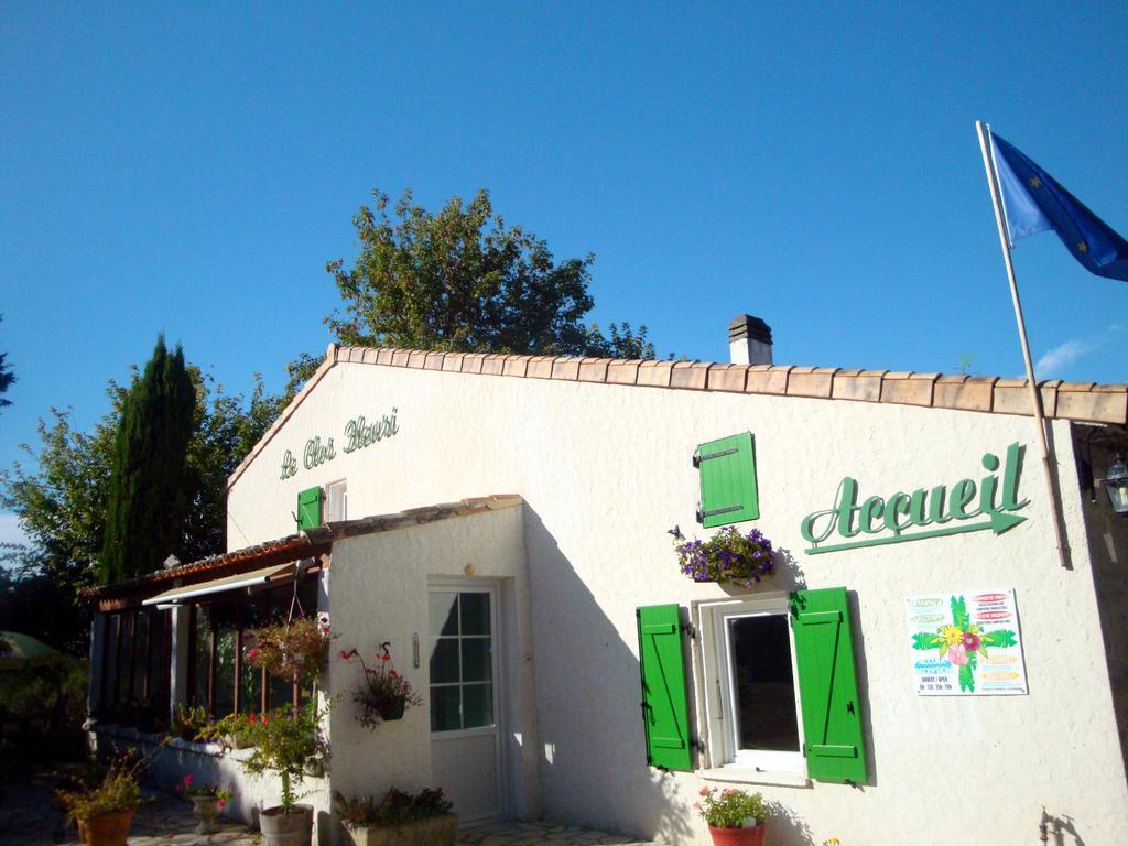 Le Clos Fleuri Hotel Médis Exterior foto